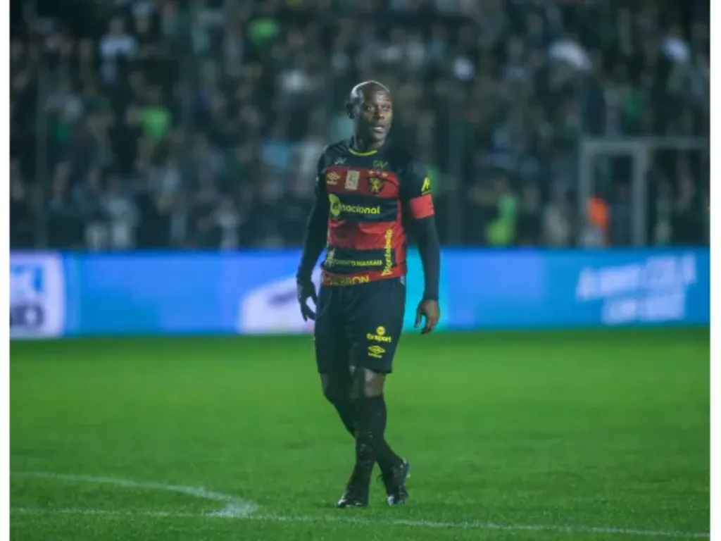 Foto: Giancarlo Santorum/AGIF – Vagner Love em jogo pelo Sport