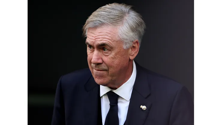 Carlo Ancelotti, do Real Madrid, durante partida da sua equipe - Foto: Florencia Tan Jun/Getty Images