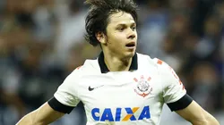 Romero comemorando seu primeiro gol pelo Timão, contra o Bahia. Foto: Mauro Horita/AGIF