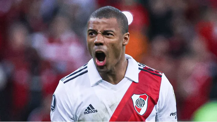 Craque avisou todo mundo seu desejo de jogar no Flamengo - Foto: Maxi Franzoi/AGIF
