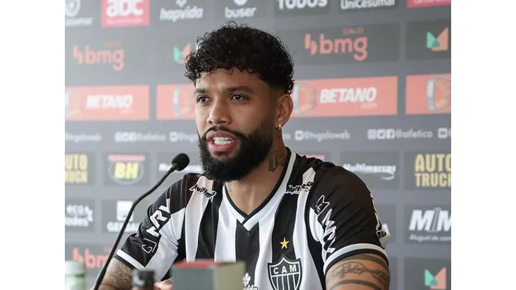 Otávio, meio-campista do Atlético-MG em entrevista coletiva. Foto: Pedro Souza / Atlético