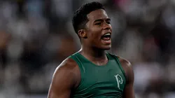 Endrick jogador do Palmeiras em partida pelo Campeonato Brasileiro