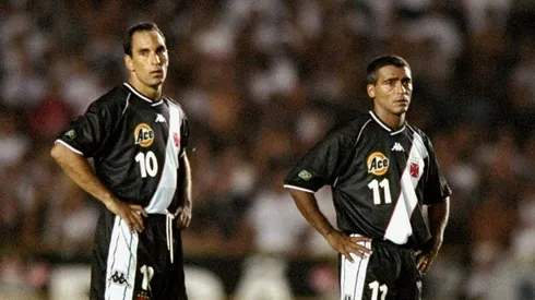 Edmundo (#10) e Romário (#11) quando jogavam no Vasco de Gama na final do Campeonato Mundial de Clubes