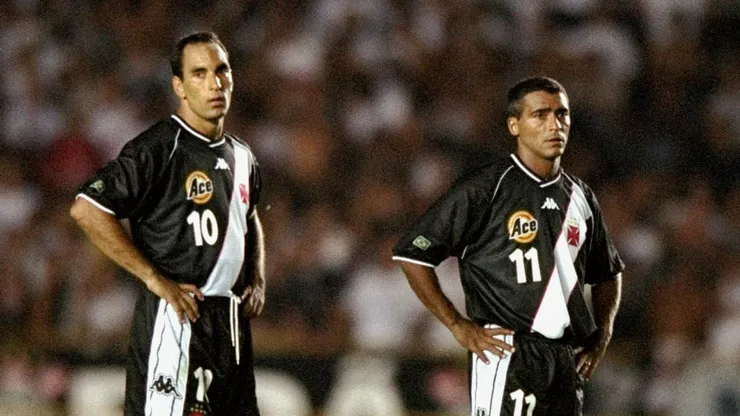 Edmundo (#10) e Romário (#11) quando jogavam no Vasco de Gama na final do Campeonato Mundial de Clubes