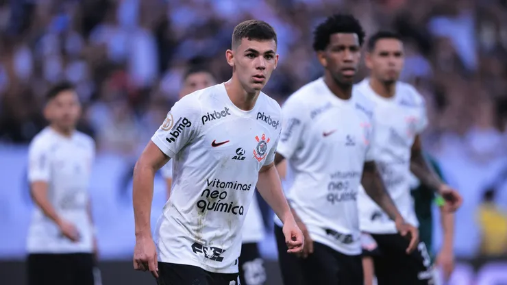 Gabriel Moscardo, jogador do Corinthians, durante partida contra o Palmeiras na Neo Química Arena pelo Campeonato Brasileiro - Foto: Ettore Chiereguini/AGIF