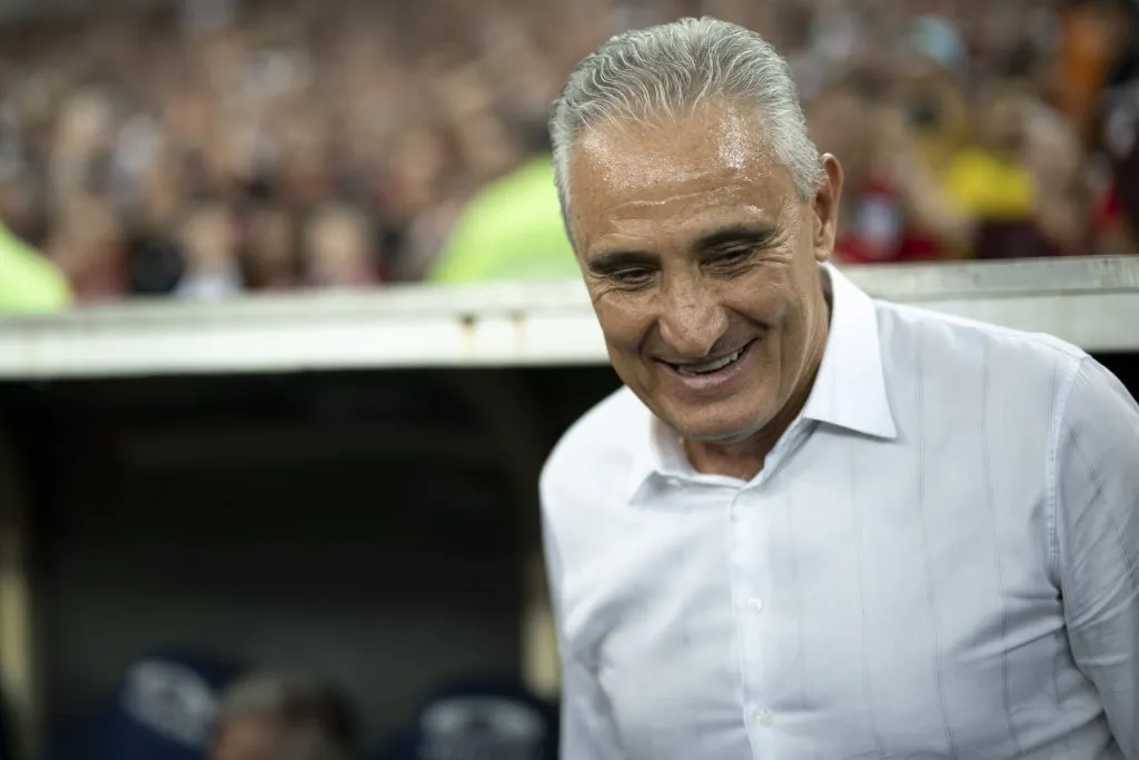 Tite tecnico do Flamengo durante partida contra o Fluminense no estadio Maracana pelo campeonato Brasileiro A 2023. Foto: Jorge Rodrigues/AGIF