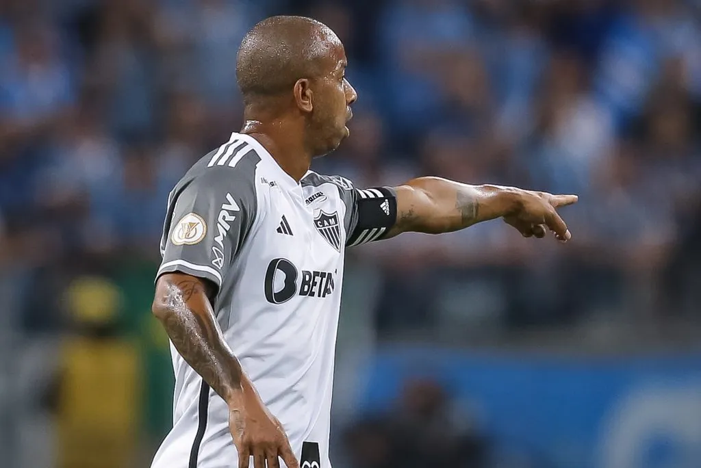 Mariano tem contrato expirando no Atlético em dezembro, logo após o Campeonato Brasileiro – Foto: Pedro H. Tesch/AGIF