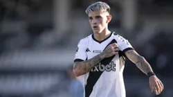 Orellano jogador do Vasco durante partida contra o Gremio no estadio Sao Januario pelo campeonato Brasileiro A 2023. Foto: Jorge Rodrigues/AGIF