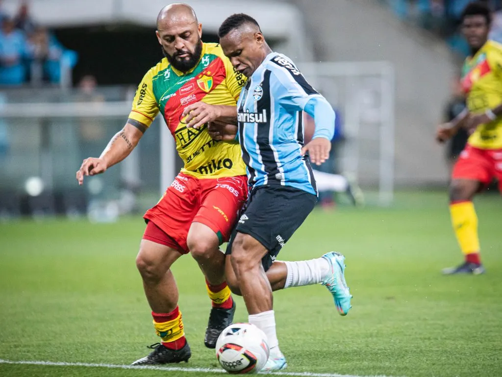 Campaz, jogador do Grêmio, durante partida contra o Brusque no estádio Arena do Grêmio pelo campeonato Brasileiro B 2022. Foto: Maxi Franzoi/AGIF