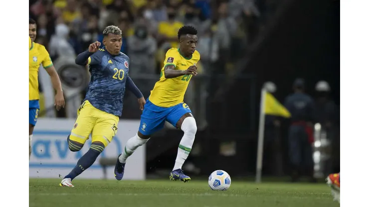 COLÔMBIA x BRASIL: Onde assistir AO VIVO, horário e escalações - Eliminatórias da Copa 2026 - Foto: Lucas Figueiredo/CBF