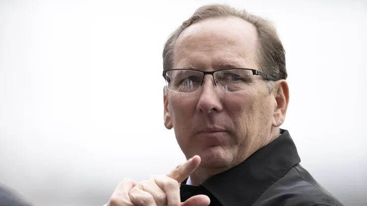John Textor mandatário do Botafogo durante partida no Nilton Santos