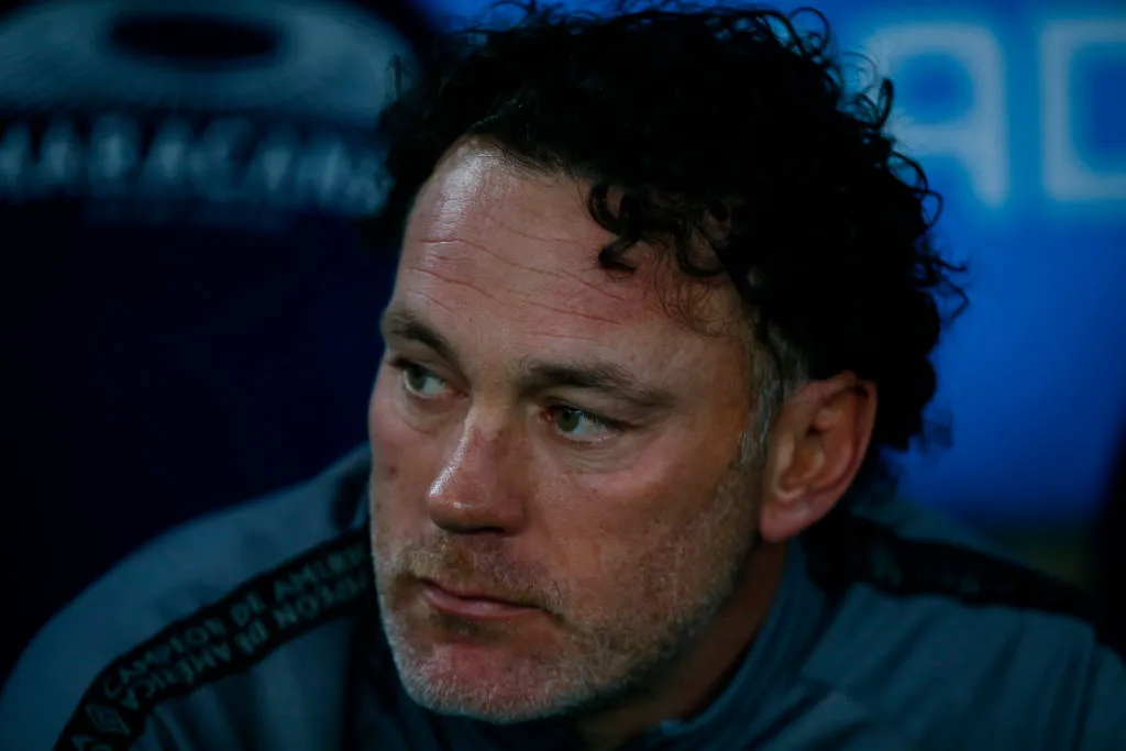 Milito ficou conhecido no futebol brasileiro após belo trabalho pelo Argentinos Juniors – Foto: Wagner Meier/Getty Images