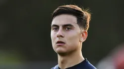 Paulo Dybala atual jogador da Roma durante um treino da seleção argentina em 2023