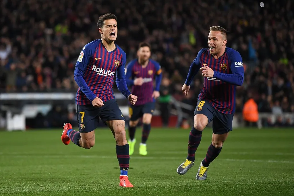 Arthur ao lado de Coutinho (Foto: David Ramos/Getty Images)