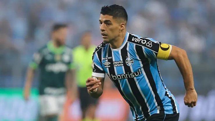 Suárez atuando pelo Grêmio em partida do Campeonato Brasileiro. Foto: Pedro H. Tesch/Getty Images