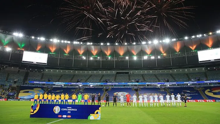 Brasil e Argentina na final da Copa América 2021 no Maracanã. Foto: Buda Mendes/Getty Images.