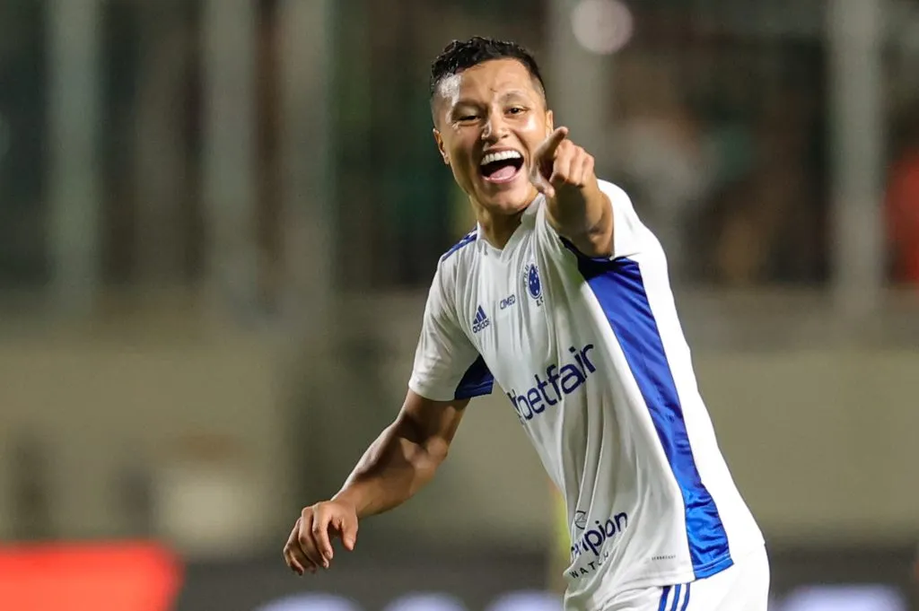 Marlon jogador do Cruzeiro comemora seu gol. Foto: Gilson Junio/AGIF