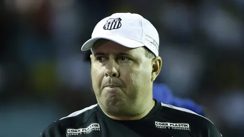 SAO JOSE DOS CAMPOS- SP - 15/04/2015 - COPA DO BRASIL 2015/SANTOS X LONDRINA - Tecnico Marcelo Fernandes do Santos durante partida de volta da primeira-fase da Copa do Brasil 2015, no estadio Martins Pereira na cidade de Sao Jose dos Campos/SP. foto:Daniel Vorley/AGIF.