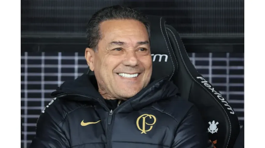 Vanderlei Luxemburgo, quando era treinador do Corinthians. Foto: Marcello Zambrana/AGIF