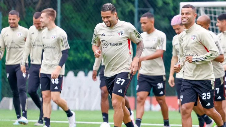 Jogadores do São Paulo treinam no CT da Barra Funda. Foto: Redes Sociais São Paulo.