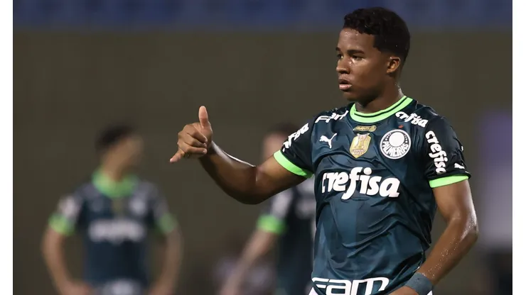 Endrick jogador do Palmeiras durante partida contra o Internacional no estadio Arena Barueri pelo campeonato Brasileiro A 2023. Foto: Marcello Zambrana/AGIF