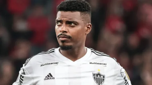 Jemerson é o alvo predileto da torcida atleticana e Felipão não se calou - Foto: Robson Mafra/AGIF