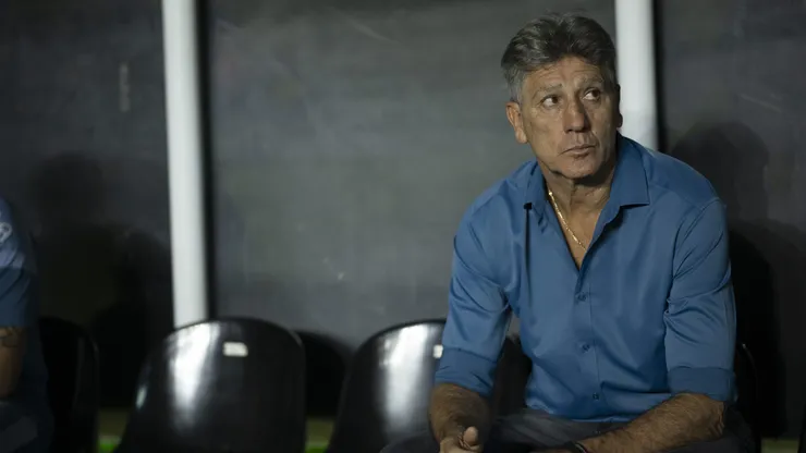 Renato Gaúcho, técnico do Grêmio, durante partida contra o Botafogo no estádio São Januário pelo Campeonato Brasileiro - Foto: Jorge Rodrigues/AGIF