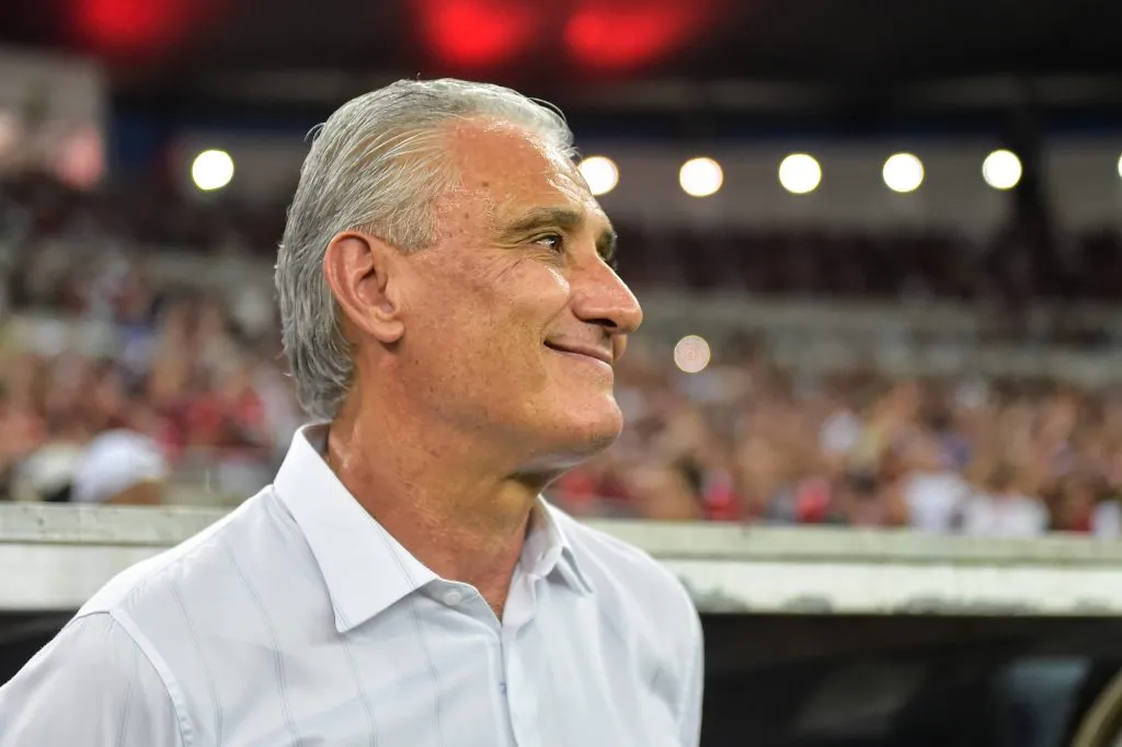 Tite, técnico do Flamengo - Foto: Thiago Ribeiro/AGIF