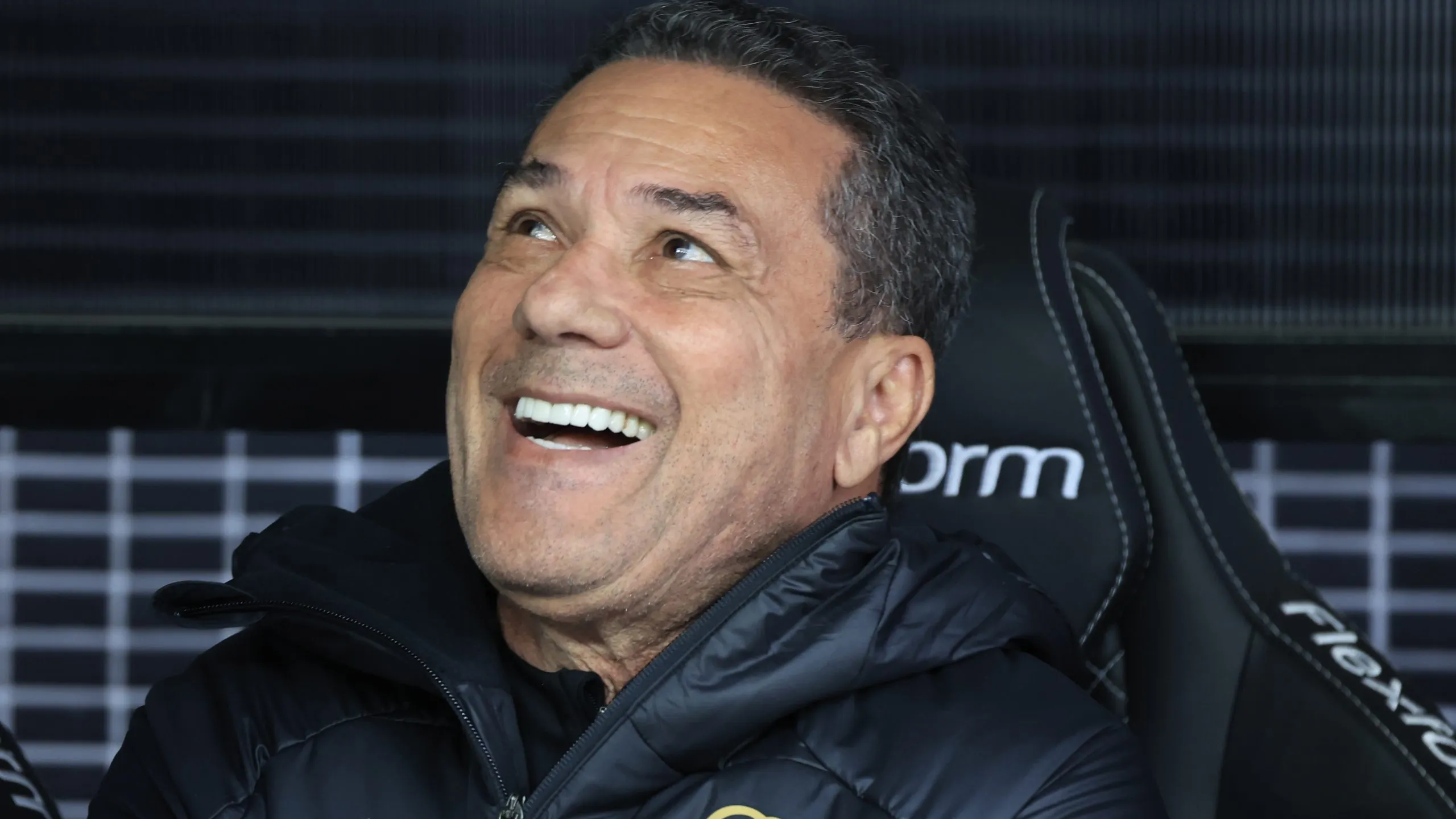 Vanderlei Luxemburgo técnico do Corinthians durante partida contra o Coritiba pelo campeonato Brasileiro A 2023. Foto: Marcello Zambrana/AGIF