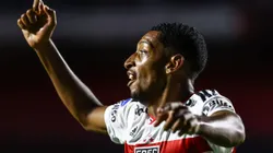 Talles Costa não caiu nas graças de Dorival e pode ser envolvido em troca com Fortaleza - Foto: Marcello Zambrana/AGIF