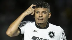 Tiquinho Soares jogador do Botafogo durante partida contra o Vasco no estadio Sao Januario pelo campeonato Brasileiro A 2023. Jorge Rodrigues/AGIF