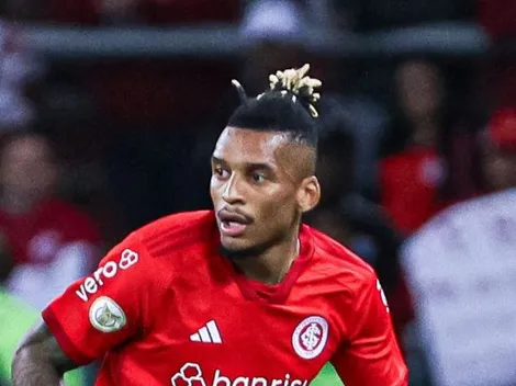 Torcida do Internacional fica revoltada com Dalbert e toma atitude mesmo de longe