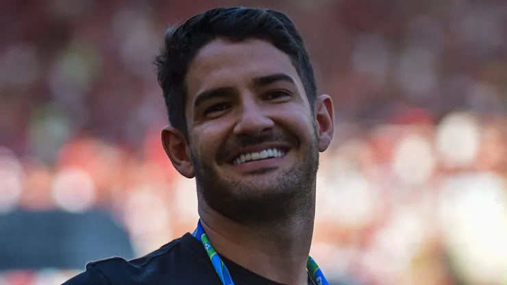 Alexandre Pato jogador do Sao Paulo antes da partida contra o Flamengo no estadio Maracana pelo campeonato Copa do Brasil 2023. Foto: Thiago Ribeiro/AGIF