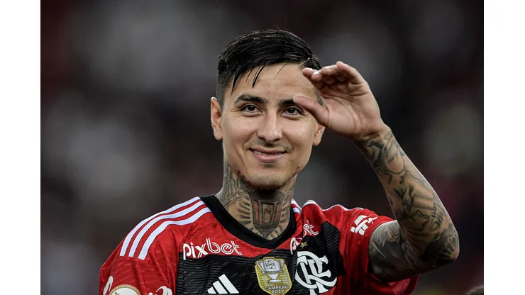 RJ - RIO DE JANEIRO - 26/08/2023 - BRASILEIRO A 2023, FLAMENGO X INTERNACIONAL - Erick Pulgar jogador do Flamengo durante partida contra o Internacional no estadio Maracana pelo campeonato Brasileiro A 2023. Foto: Thiago Ribeiro/AGIF