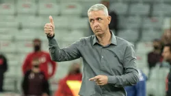 Tiago Nunes. Foto: Robson Mafra/AGIF