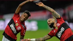Gabriel Barbosa e Bruno Henrique fazem famosa fusão pelo Flamengo Foto: Thiago Ribeiro/AGIF