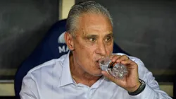 Tite já está há mais de um mês no comando do Mengão. Foto: Thiago Ribeiro/AGIF