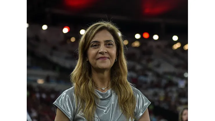 RJ - RIO DE JANEIRO - 08/11/2023 - BRASILEIRO A 2023, FLAMENGO X PALMEIRAS -Leila Pereira presidente do Palmeiras durante partida contra o Flamengo no estadio Maracana pelo campeonato Brasileiro A 2023. Foto: Thiago Ribeiro/AGIF