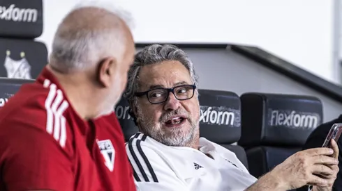 Foto: Abner Dourado/AGIF - Julio Casares leva jogo para Vila Belmiro