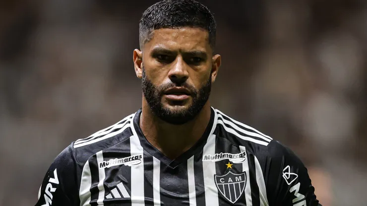 Hulk em ação pelo Galo, o camisa 7 está liberado para encarar o Goiás - Foto: Gilson Lobo/AGIF