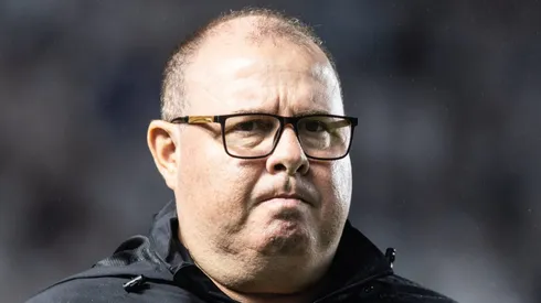 Foto: Abner Dourado/AGIF - Marcelo Fernandes comandando o Santos em confronto válido pelo Campeonato Brasileiro
