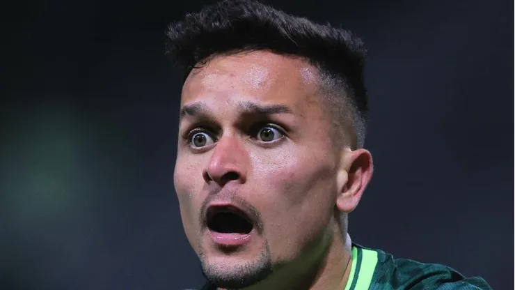 Artur perdeu espaço com Abel no Palmeiras após eliminação na Libertadores - Foto: Ettore Chiereguini/AGIF