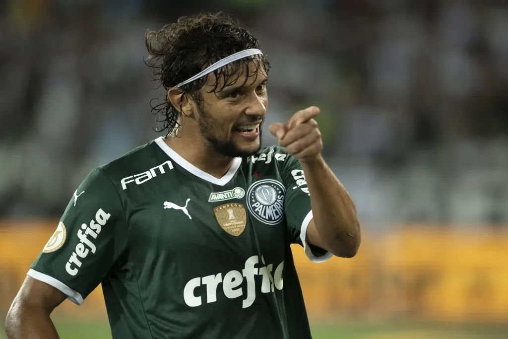 Scarpa negocia com o Atlético-MG – Foto: Jorge Rodrigues/AGIF.