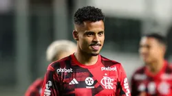 Allan em ação pelo Flamengo em jogo válido pelo Campeonato Brasileiro- Foto: Gilson Lobo/AGIF