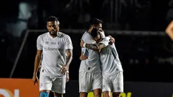 Foto: Thiago Ribeiro/AGIF - Suárez comemora gol do Grêmio, contra o Botafogo