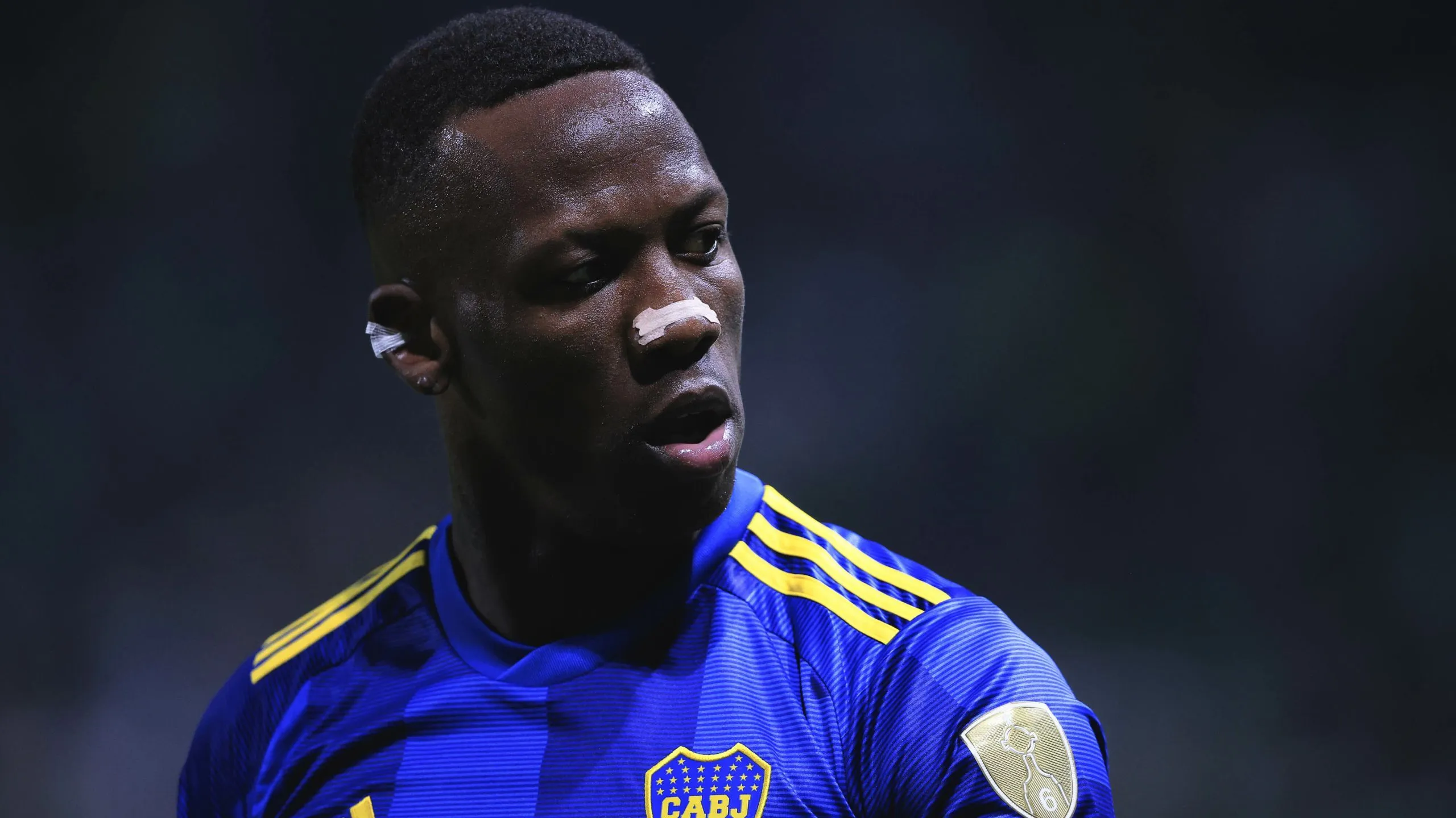 Advíncula no Boca - Ettore Chiereguini/AGIF