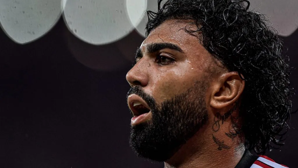 Gabigol com lesão no Flamengo. Foto: Thiago Ribeiro/AGIF