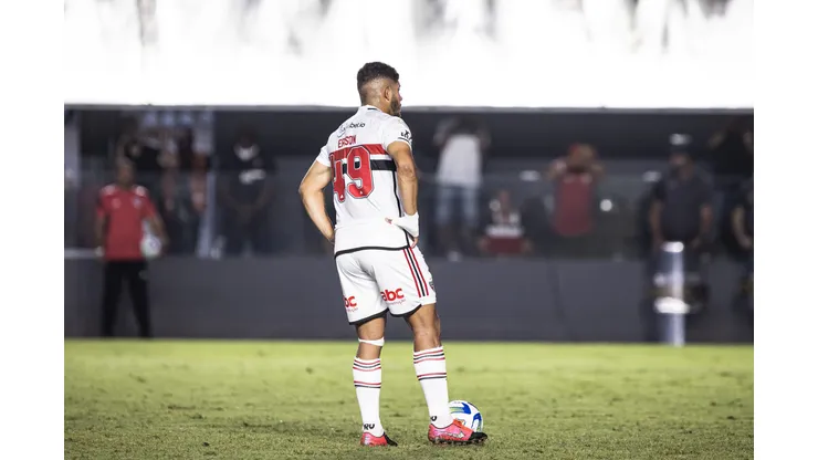 Opinião da torcida: "Obrigado, mas..."; Após gol contra RB Bragantino torcedores do São Paulo se manifestam sobre Erison no Clube - Abner Dourado/AGIF