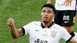 Volante contou detalhes que não gostou de sua passagem no Corinthians - Foto: Marcello Zambrana/AGIF.