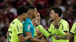 Expulsão de Gómez foi justificada pelo VAR - Foto: Thiago Ribeiro/AGIF